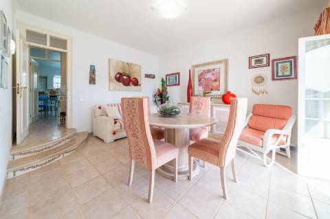 Moradia T3 com Jardim e Piscina entre Mafra e Ericeira