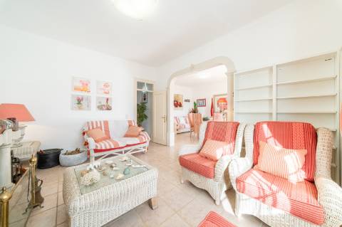 Moradia T3 com Jardim e Piscina entre Mafra e Ericeira