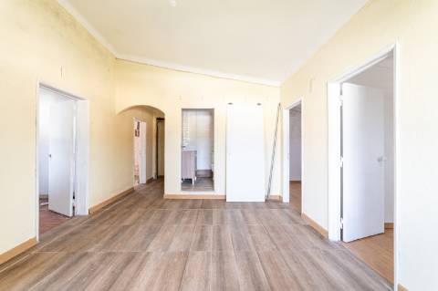 Moradia unifamiliar T3+1 situada na Lagoa de Albufeira