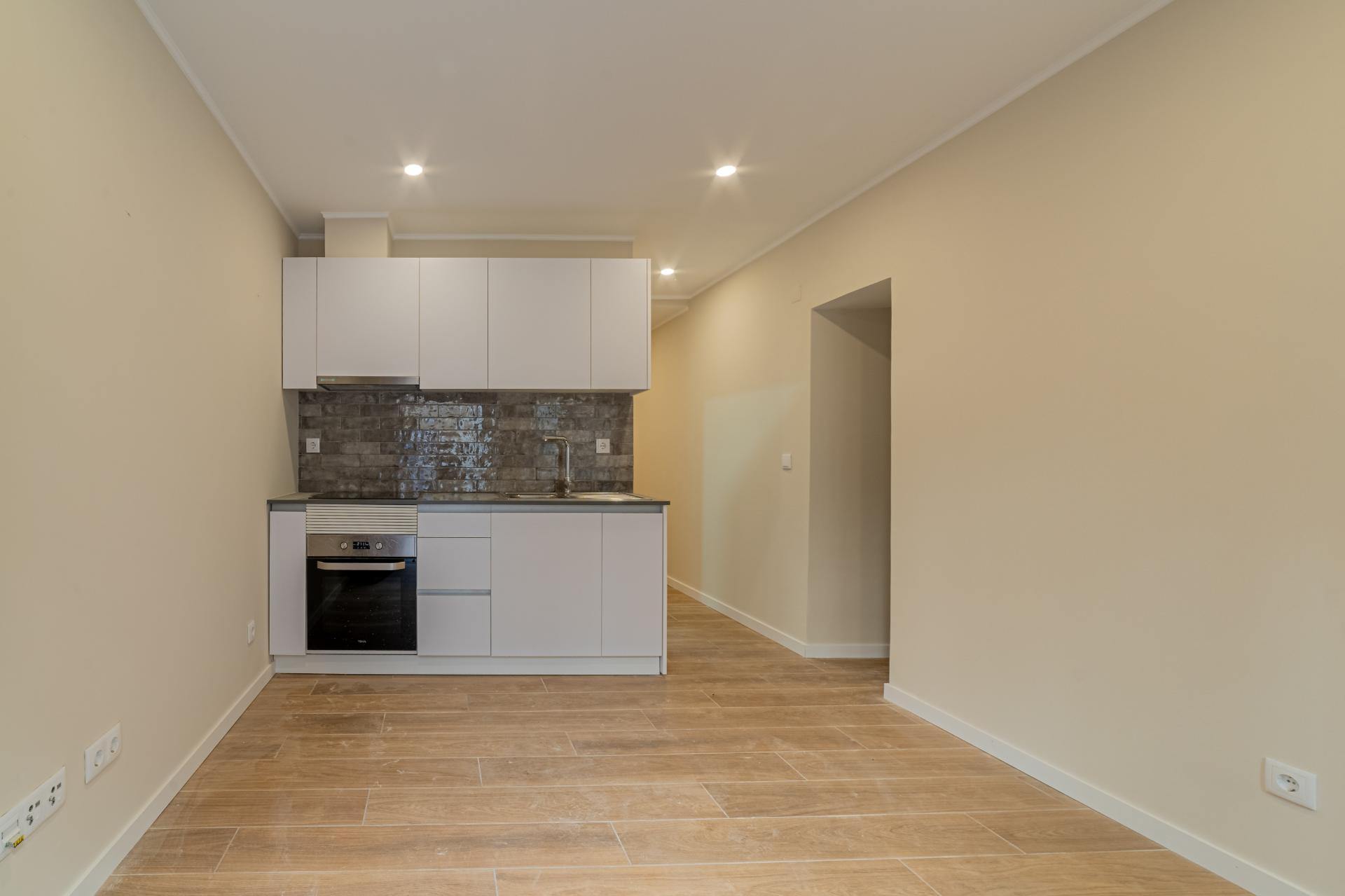 T0 Renovado no Centro Histórico de Setúbal - Ideal para Investimento