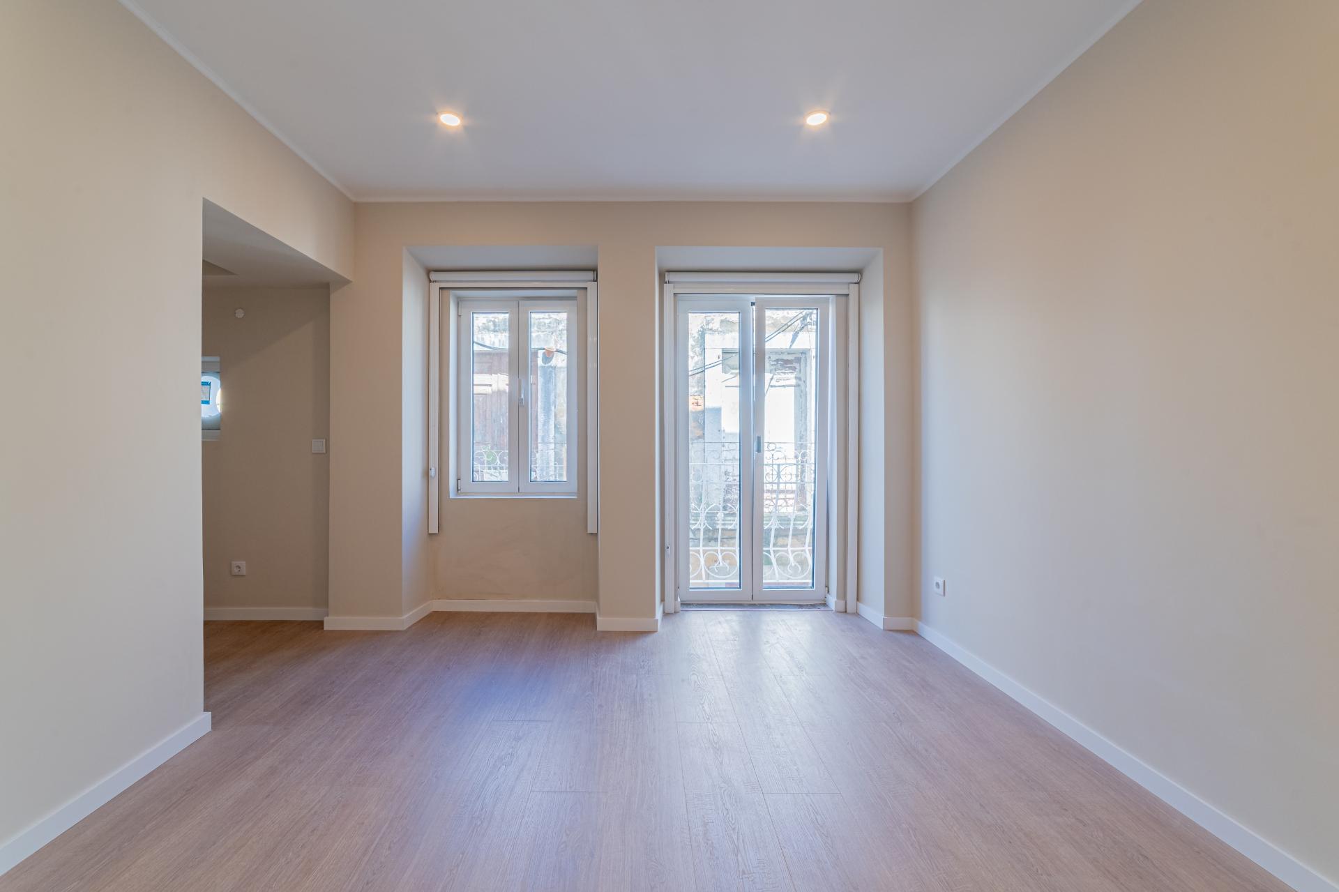 T0 Luminoso no 1º Piso - Vida Urbana no Centro de Setúbal