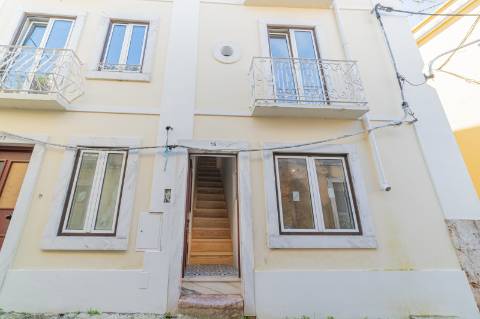 T0 no 2º Piso - Apartamento Renovado no Centro de Setúbal