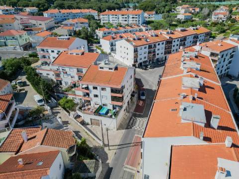 Apartamento T3 com 144m2 na Amoreira, Alcabideche