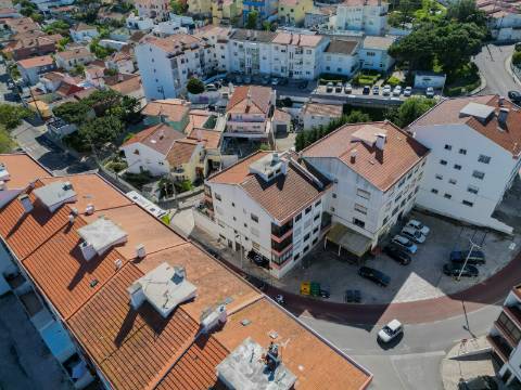 Apartamento T3 com 144m2 na Amoreira, Alcabideche