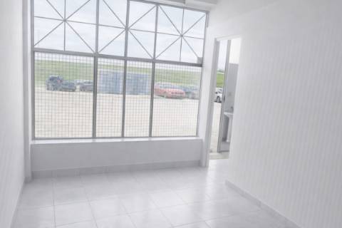 Oportunidade de Investimento a 5 minutos de Lisboa | Loja com 80m²