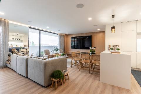 T4Duplex com varandas e terraço Sofisticação e Exclusividade em Aveiro