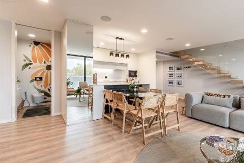 T4Duplex com varandas e terraço Sofisticação e Exclusividade em Aveiro