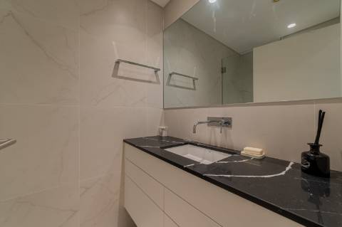 T2 em Campo de Ourique com BOX para 2 viaturas