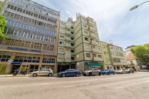 T3 Completamente Remodelado na Av Uruguai