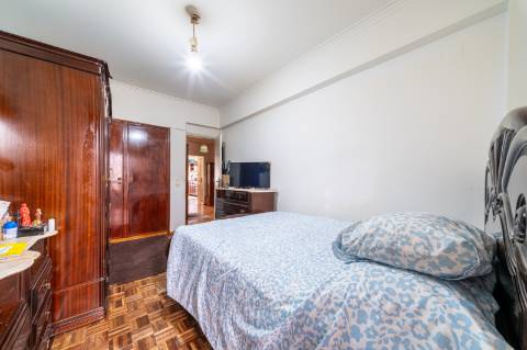 Apartamento T2 em Agualva
