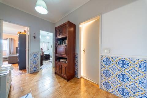 Apartamento T2 em Agualva