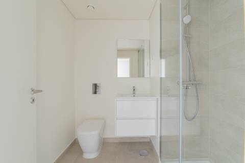 Apartamento T4 novo a estrear com terraço panorâmico e vista Tejo em Miraflores - Oeiras