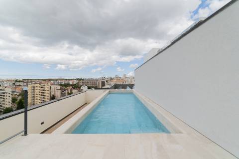 Apartamento T4 novo a estrear com terraço panorâmico e vista Tejo em Miraflores - Oeiras
