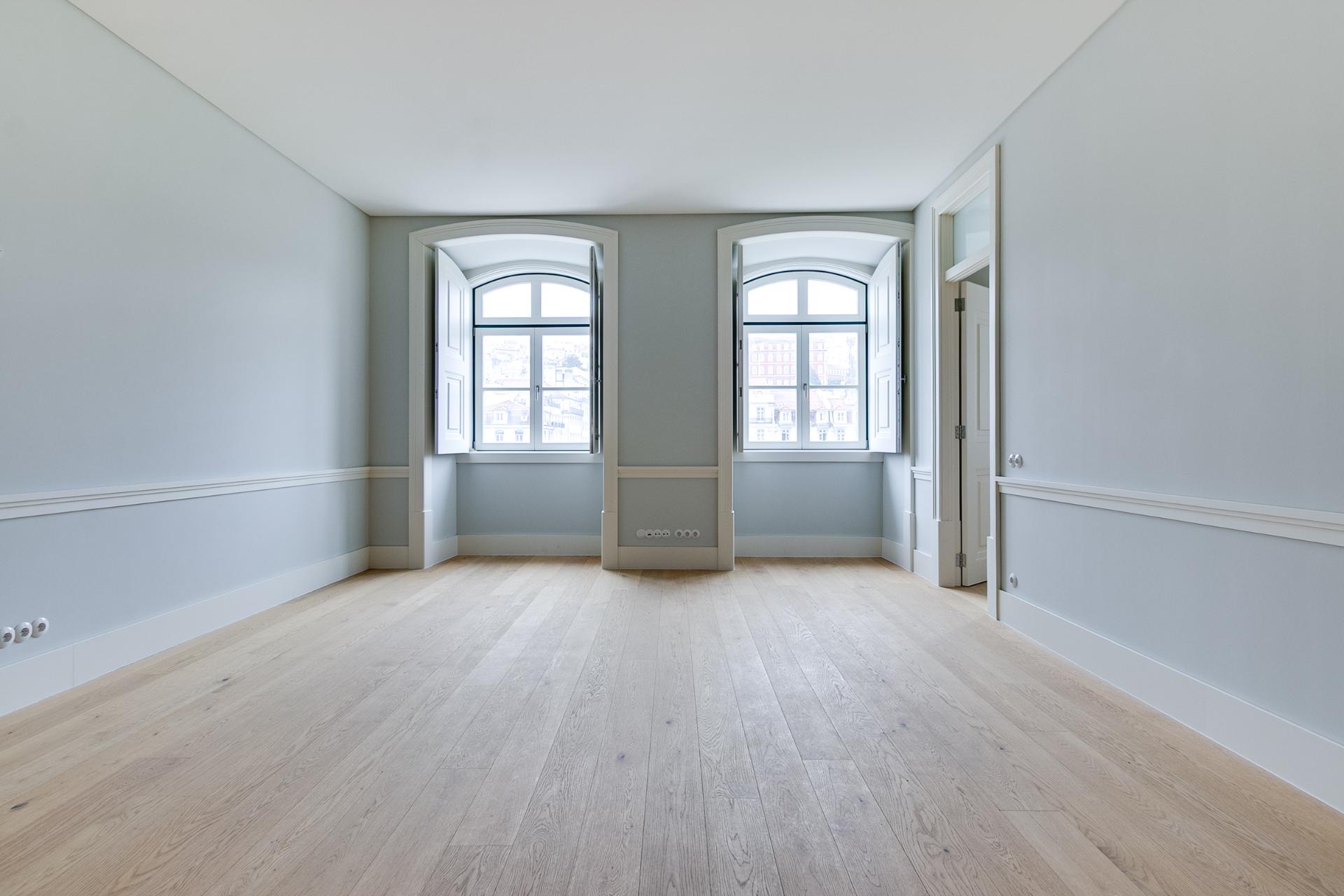 Apartamento T2 para venda na Praça Dom Pedro IV