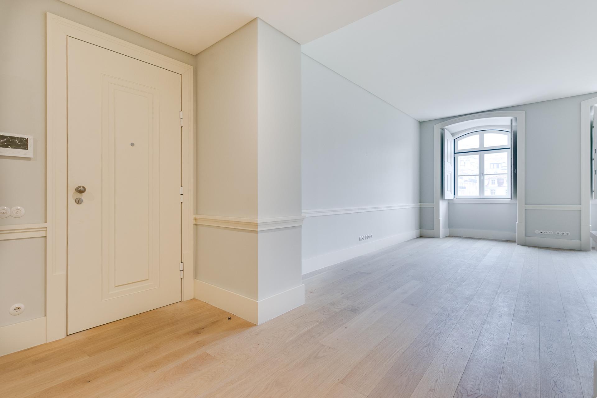 Apartamento T2 para venda na Praça Dom Pedro IV