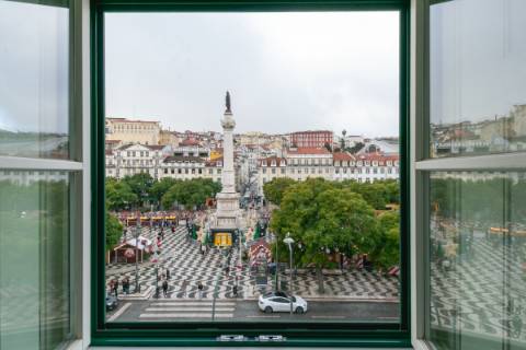Apartamento T2 para venda na Praça Dom Pedro IV