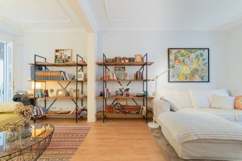 Apartamento T3 na Latino Coelho