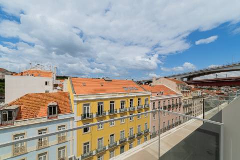 Apartamento T3 em Alcântara