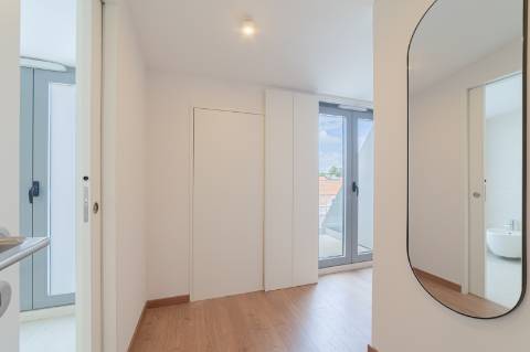 Apartamento T3 em Alcântara