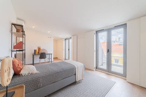 Apartamento T3 em Alcântara