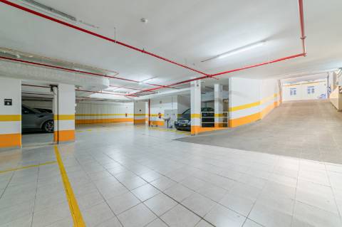 Apartamento T3 em Alcântara