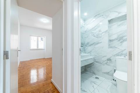 Apartamento T3 em Alcantara para arrendar