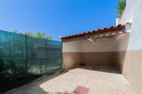 Moradia T4 com piscina