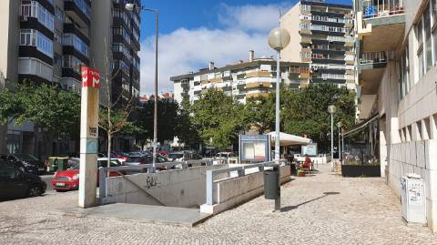 Apartamento T1 para arrendamento, no Lumiar, Lisboa.