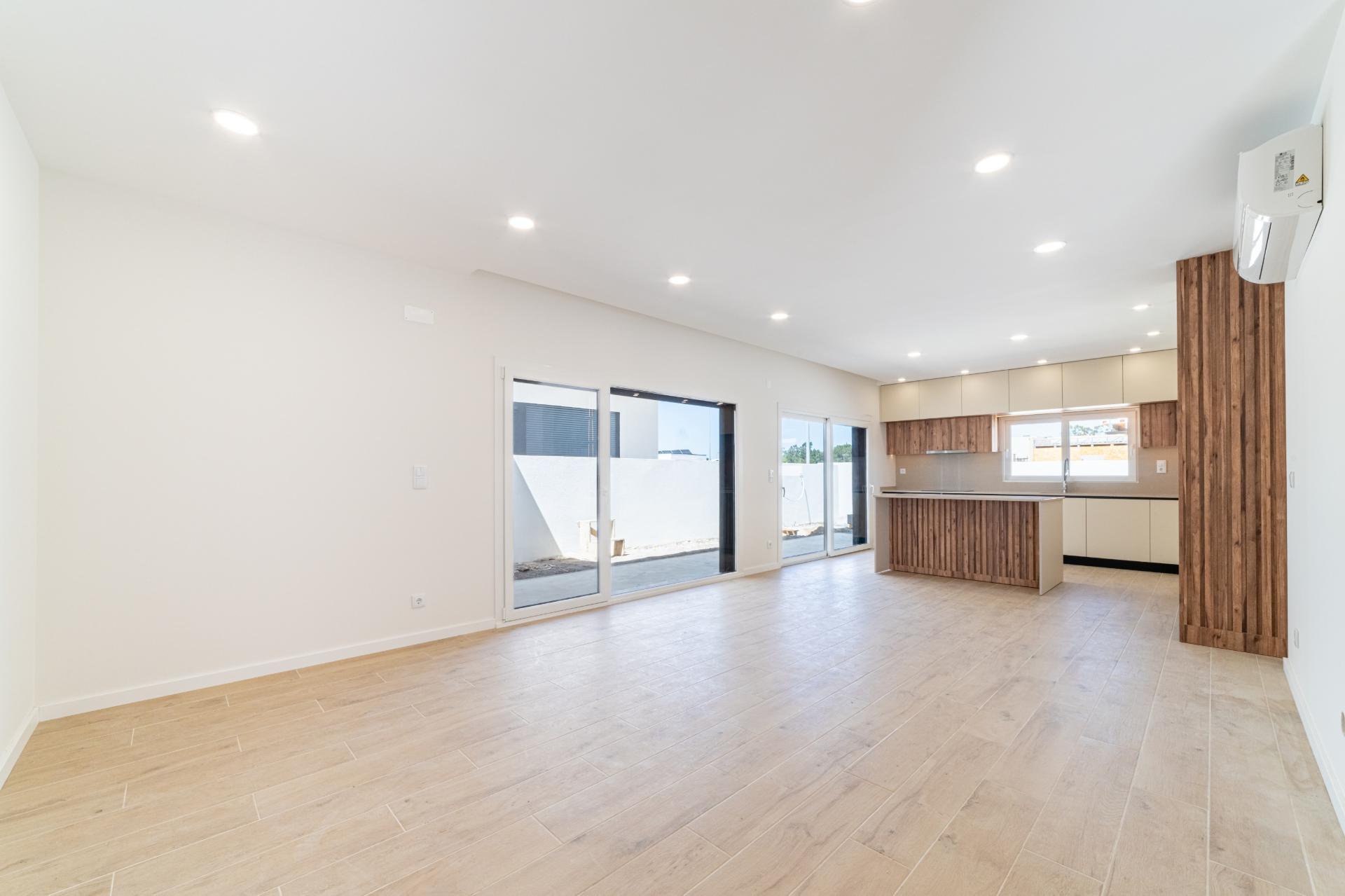 Moradia t4 Construção nova Design contemporâneo Oportunidade real