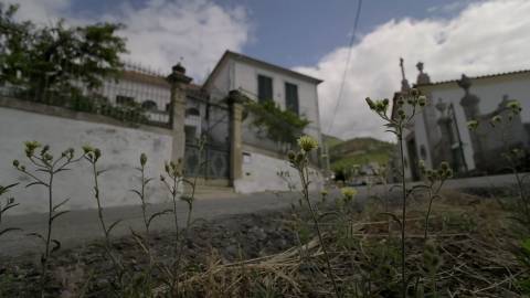 Quinta Exclusiva no Douro Vinhateiro: Vinhas de Prestígio, Edifícios Imponentes e Potencial para Turismo Vinícola