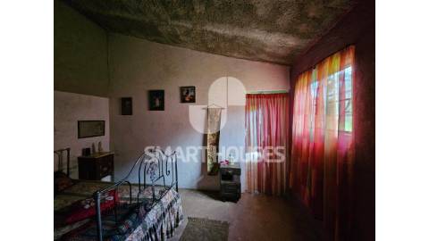 Terreno com 1462m2 junto a aldeia de Vale...