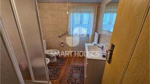 Moradia T3 na aldeia de Picadouro (Arganil) com...