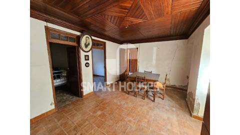 Moradia T2+1 em Paradela da Cortiça (Penacova),...