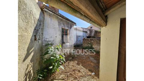 Moradia T2+1 em Paradela da Cortiça (Penacova),...