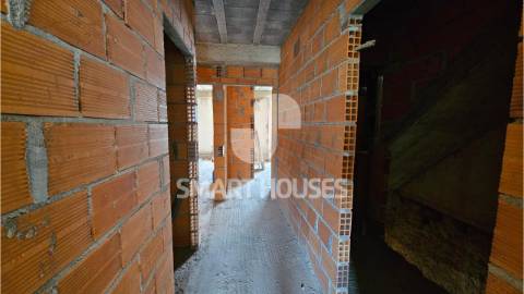 Prédio para recuperar no centro da vila de...