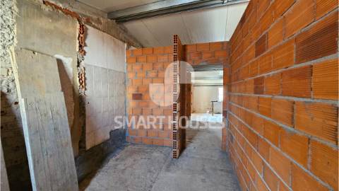 Prédio para recuperar no centro da vila de...