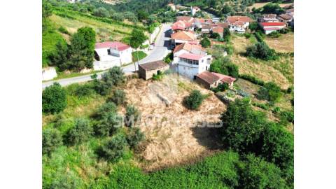 Terreno na Urgueira (S. Martinho da Cortiça), com...