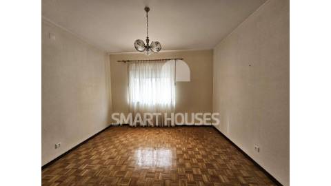 ARRENDA: Apartamento T3 com garagem em Arganil,...