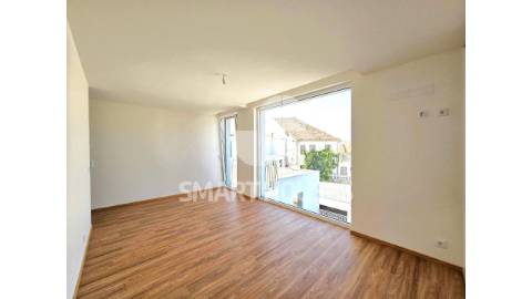 Moradia T3 numa das principais avenidas do centro...