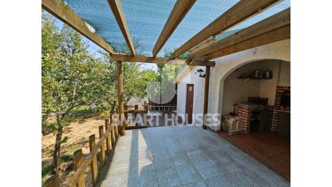 Moradia T6 em Torrozelas (Arganil) com anexos em...