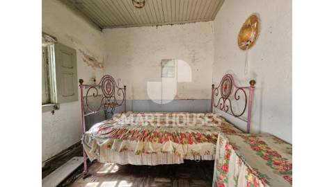 Moradia T3+1 na Portela da Urgueira (S. Martinho...