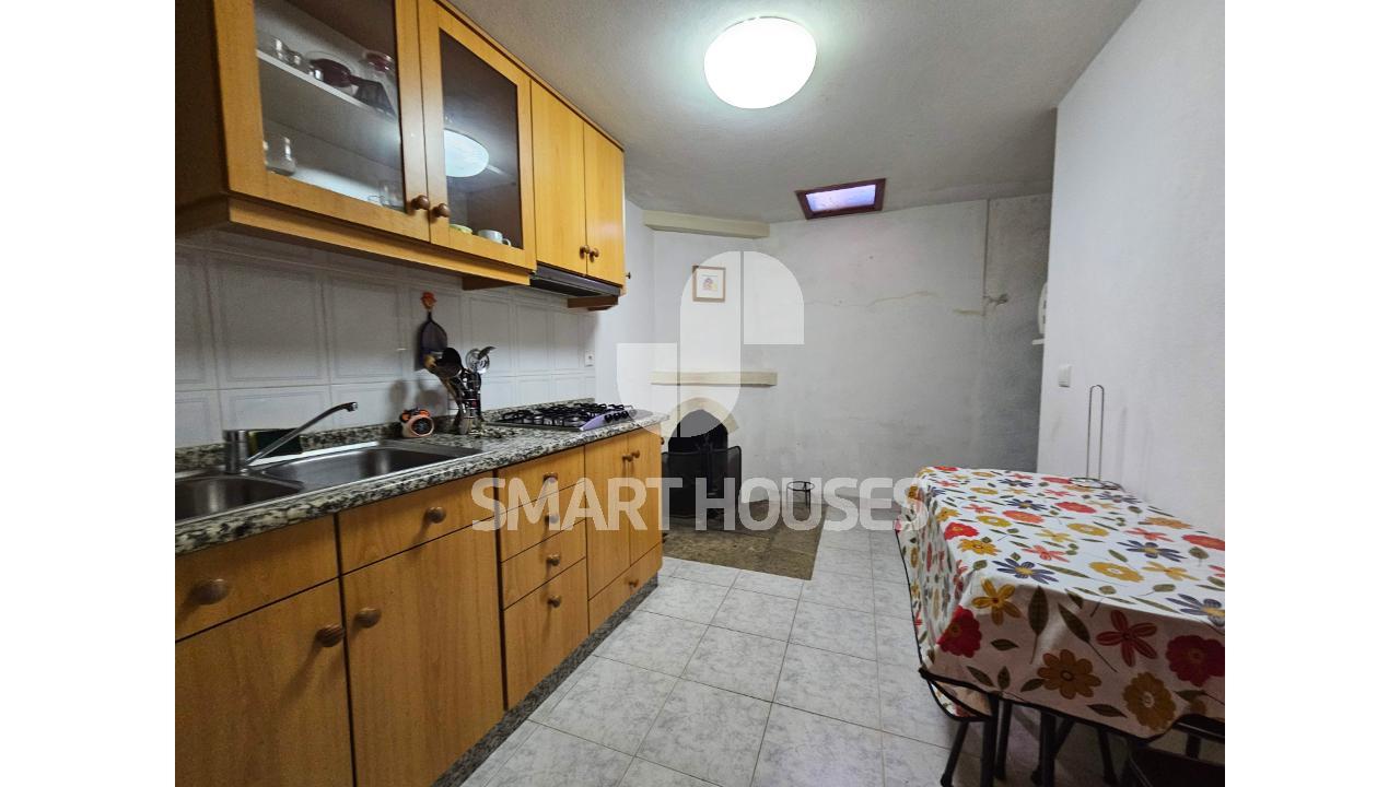 Moradia T2+1 no centro histórico de Vila Cova de...