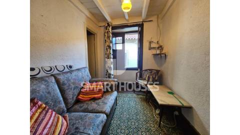 Moradia T2+1 no centro histórico de Vila Cova de...