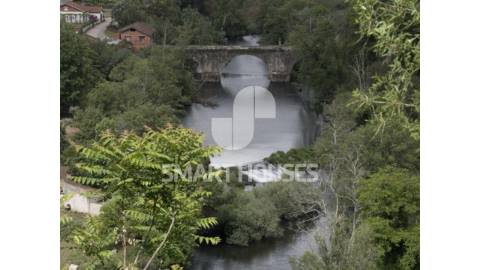 Moradia T2+1 no centro histórico de Vila Cova de...