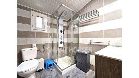 Moradia T2 em Hombres com garagem, totalmente...