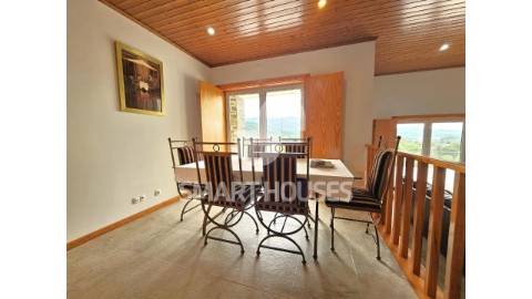 Moradia T3 em Casal de S. João, em terreno vedado...