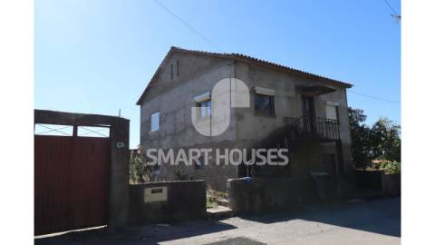 Moradia T2 em Meda de Mouros, Tábua, com...