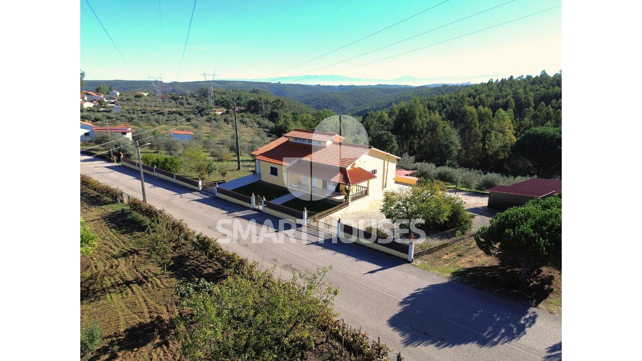 Moradia T3 em Ermidas, São Paio do Mondego, com...