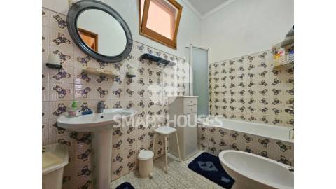 Moradia T4 em Paradela com grande terreno e...