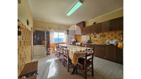 Moradia T4 em Paradela com grande terreno e...